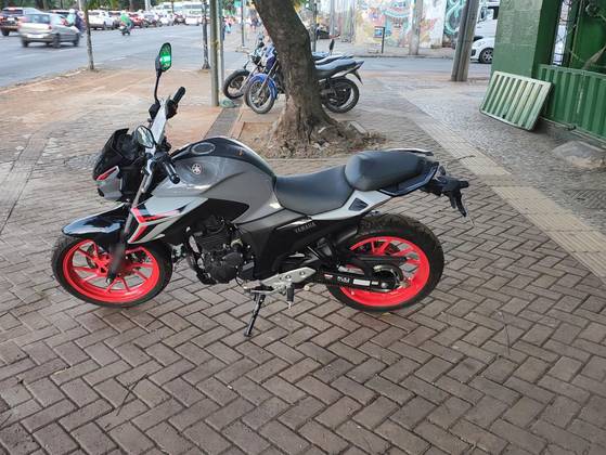 YAMAHA FZ25 FAZER CONNECTED ABS 